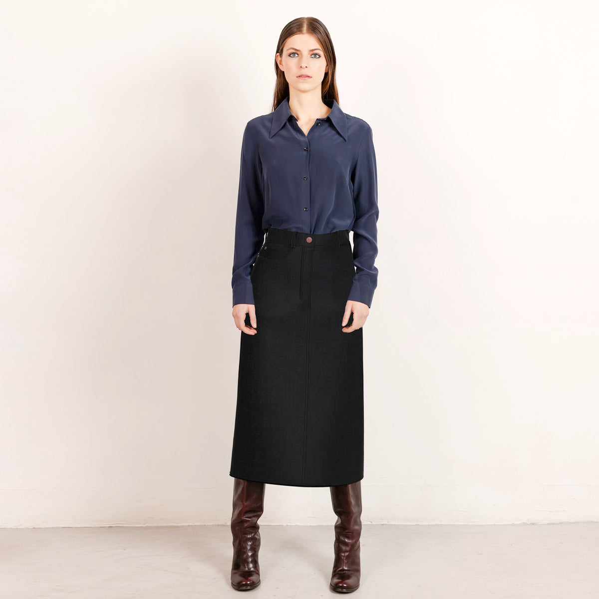 Custom-fit black midi denim skirt