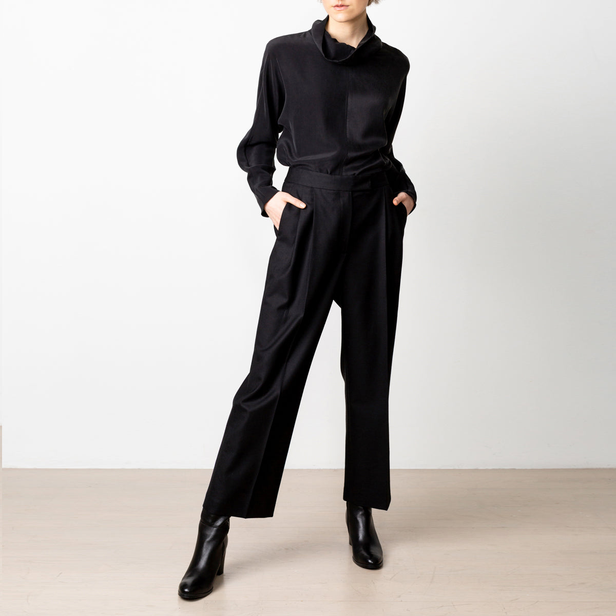 Swipe wide leg cropped wool pants