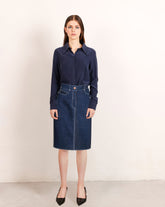 Classic denim skirt mid blue with off white stitching