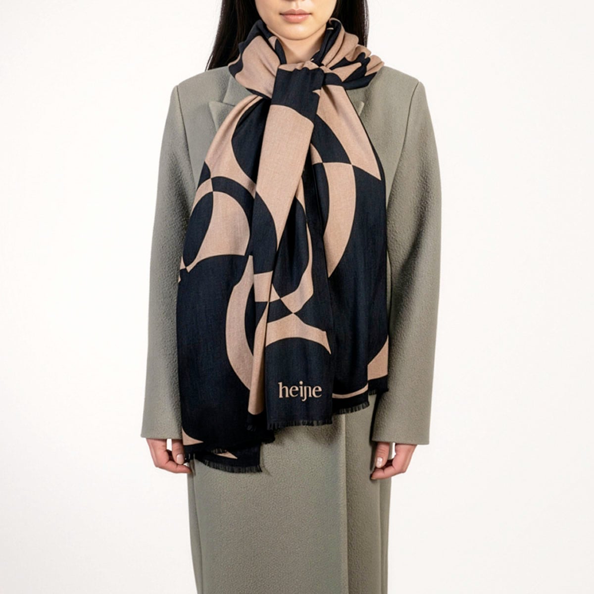 Wool and silk scarf Circle Print