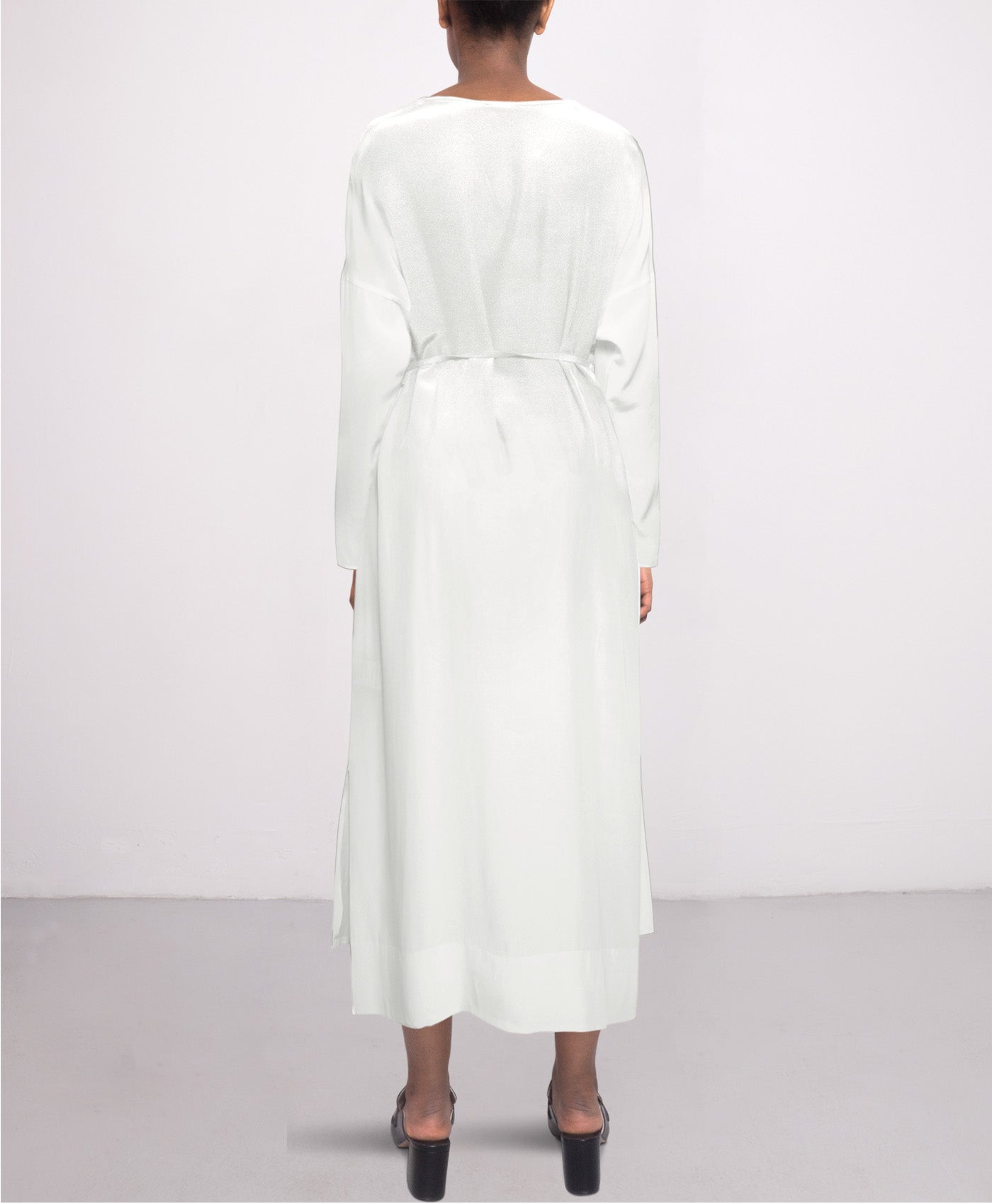Long day silk dress in Off white LS VN