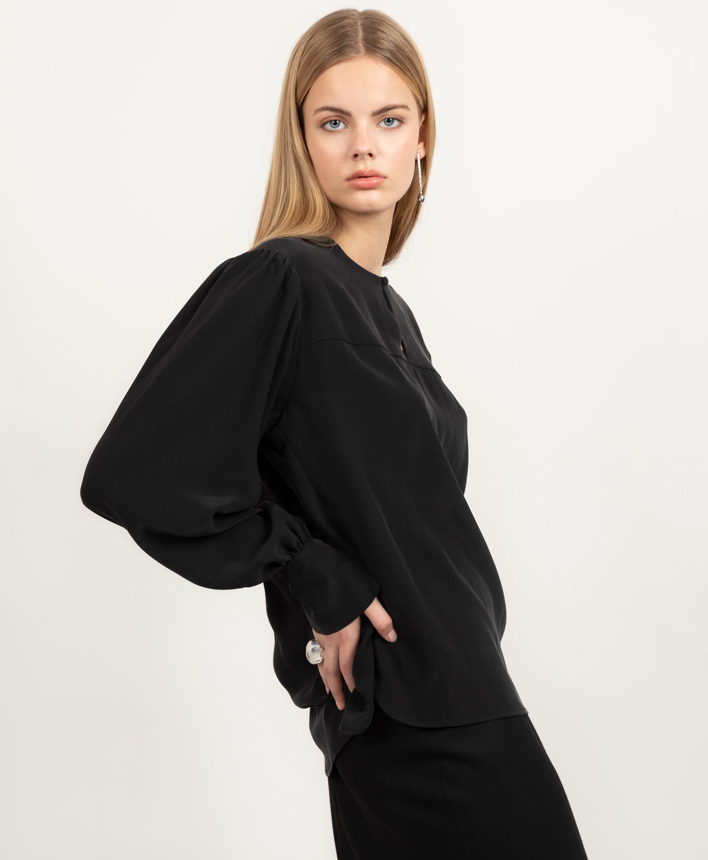 Blaze silk blouse black