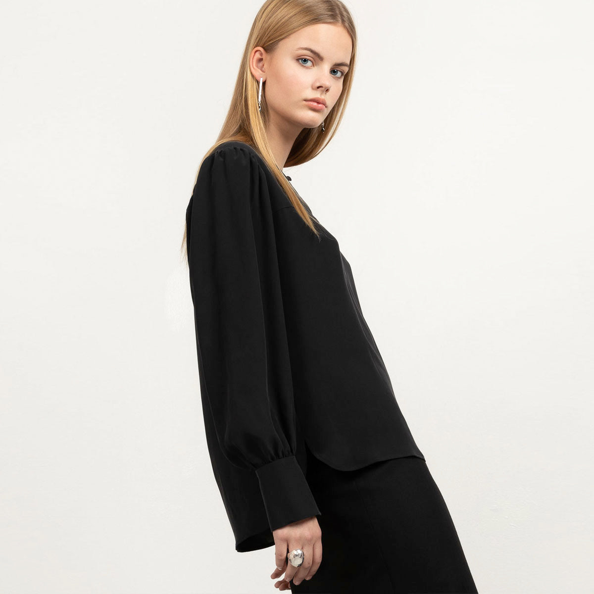 Blaze silk blouse black