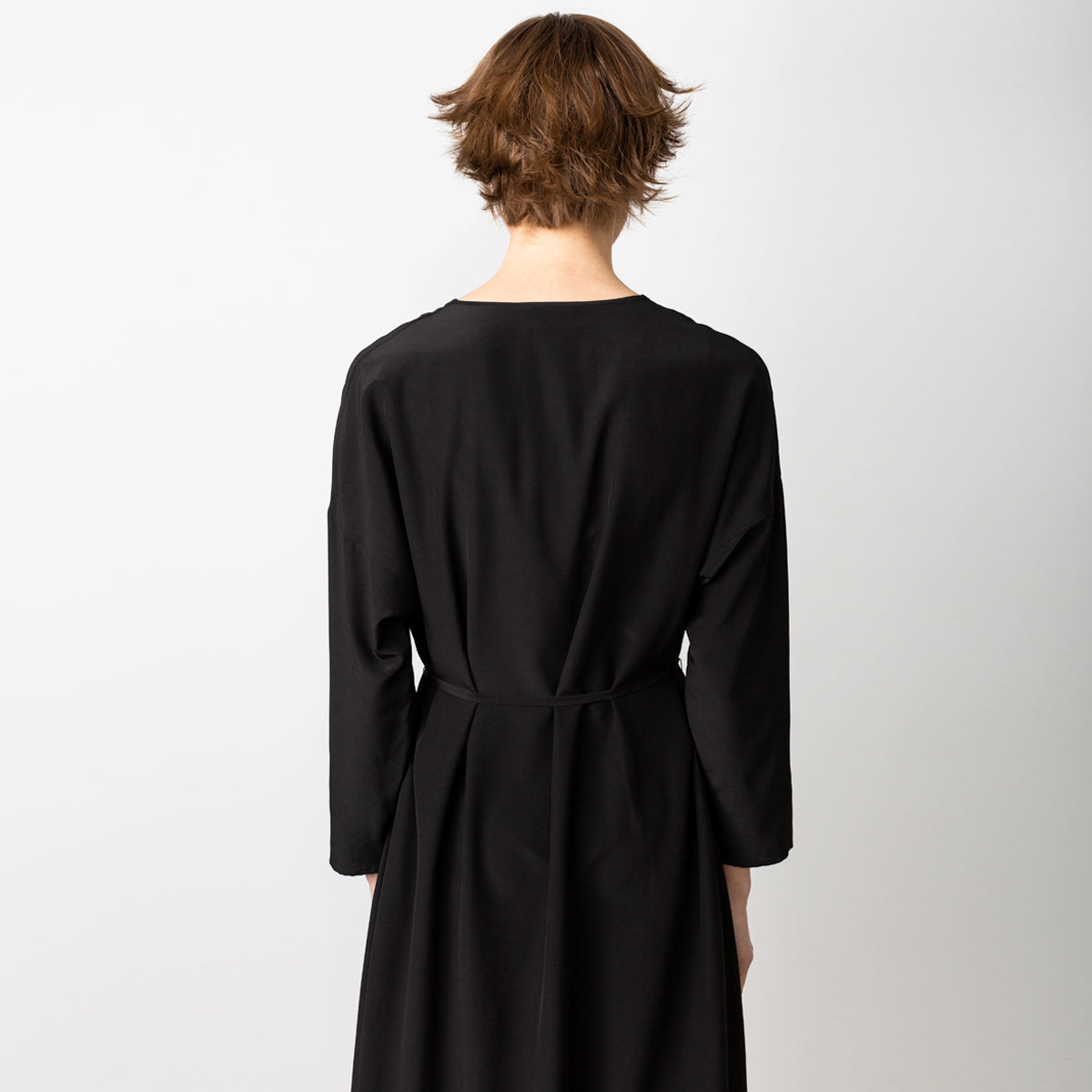 Long day silk dress in Black LS VN