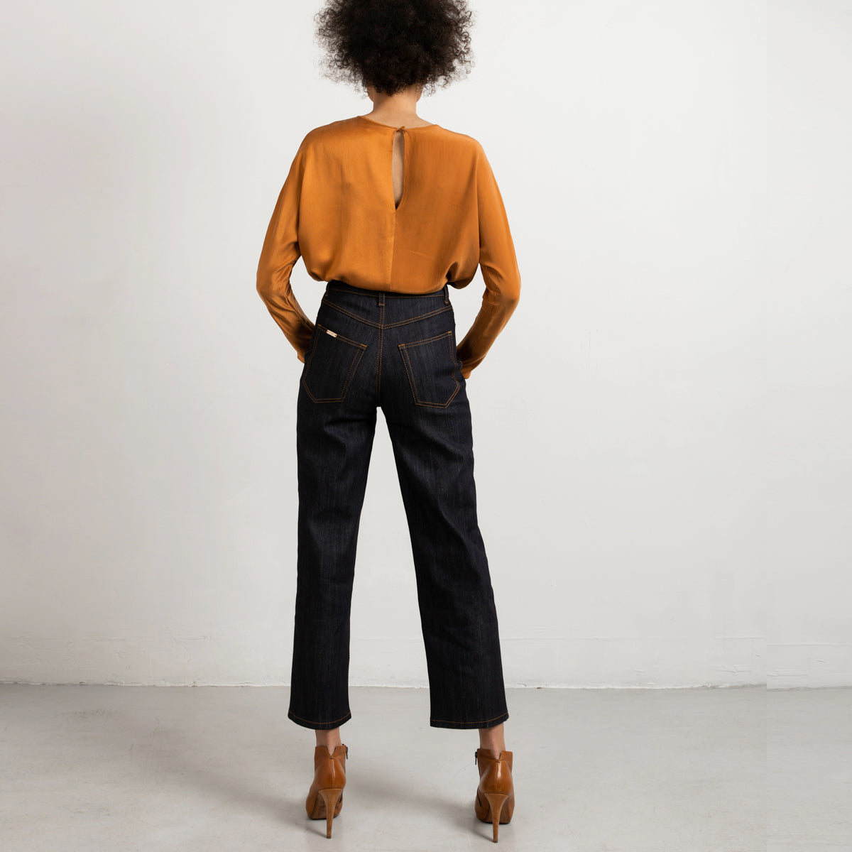 BLUE WIDE LEG CLASSIC JEANS