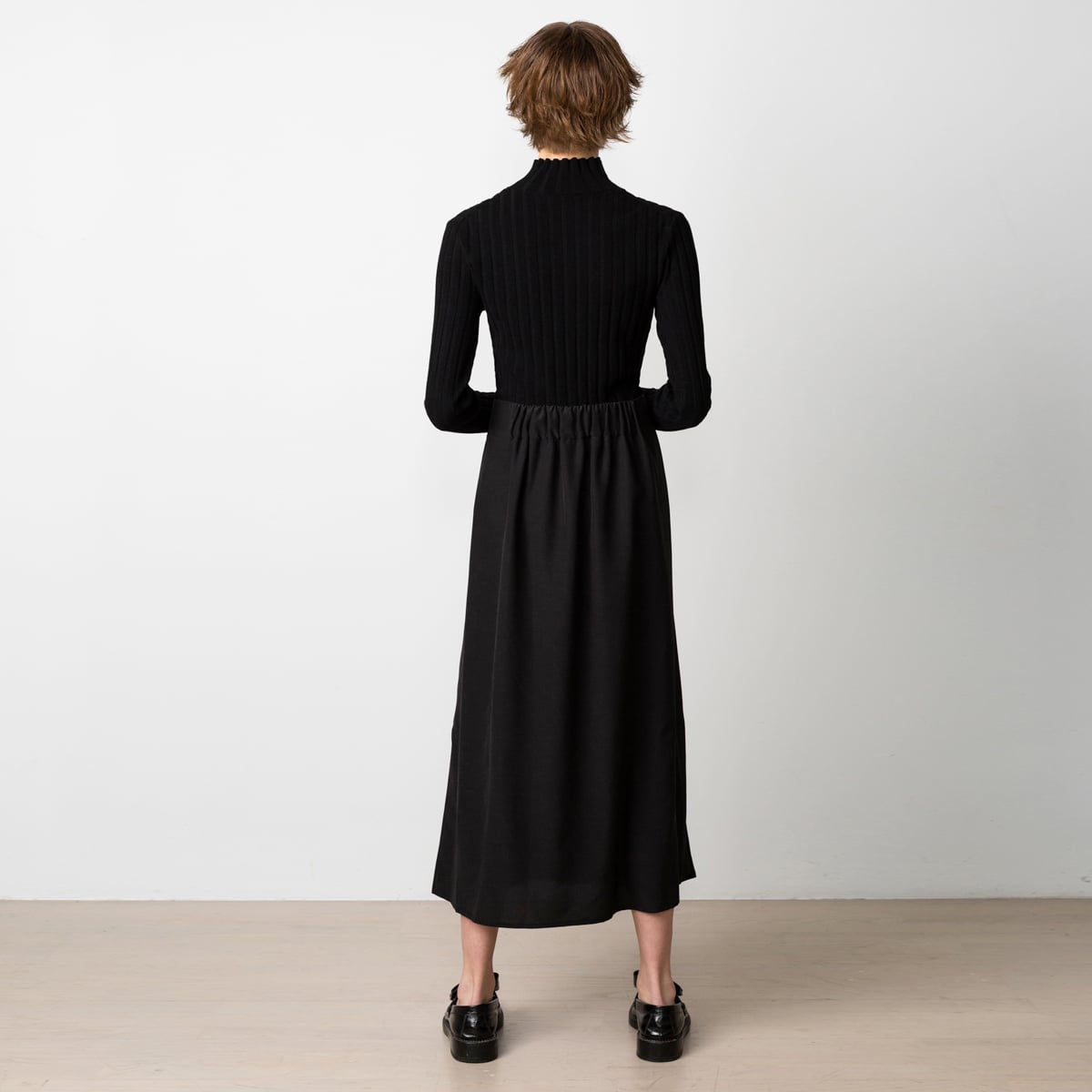 Florence black silk skirt