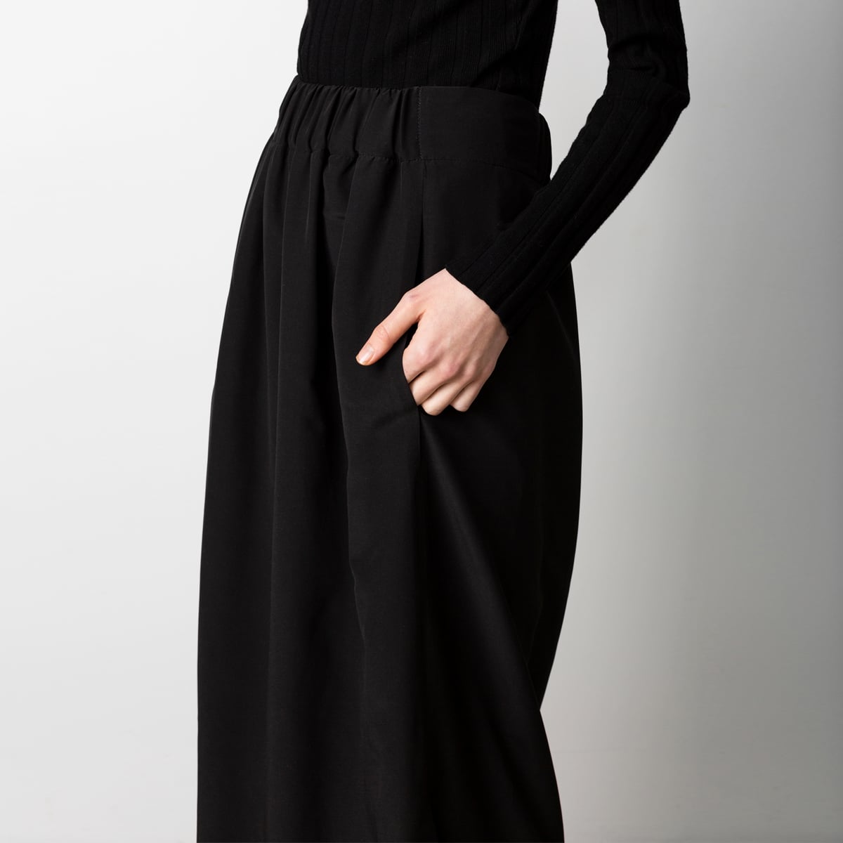 Florence black silk skirt