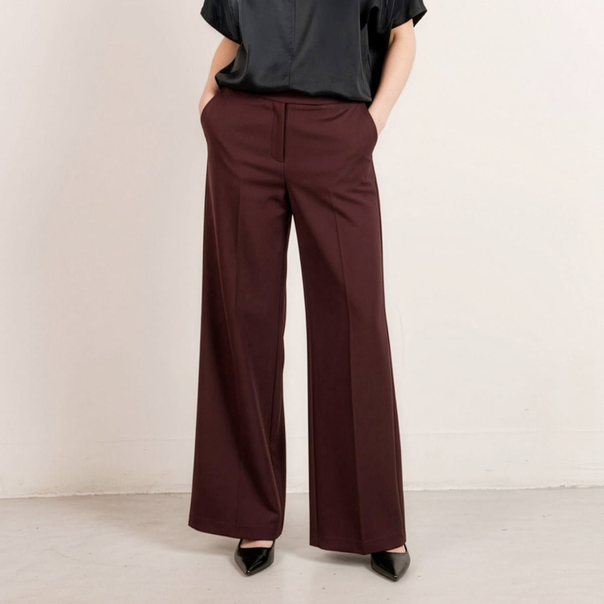Paris Wide Wool Trousers Burgundy