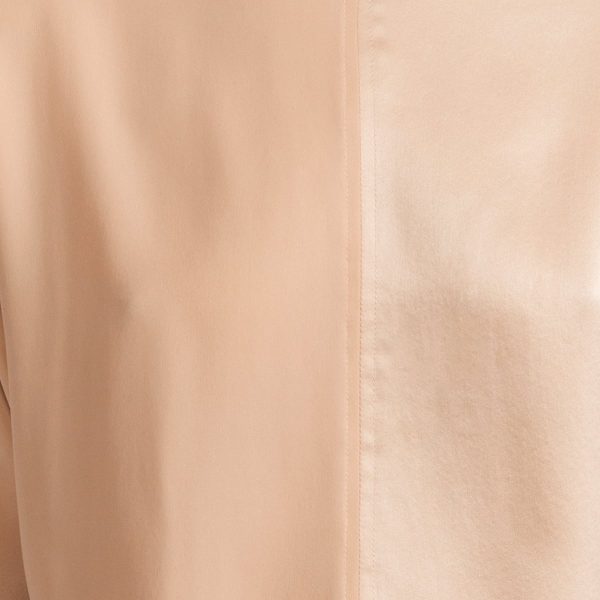 Revolution V-neck silk tee in pink