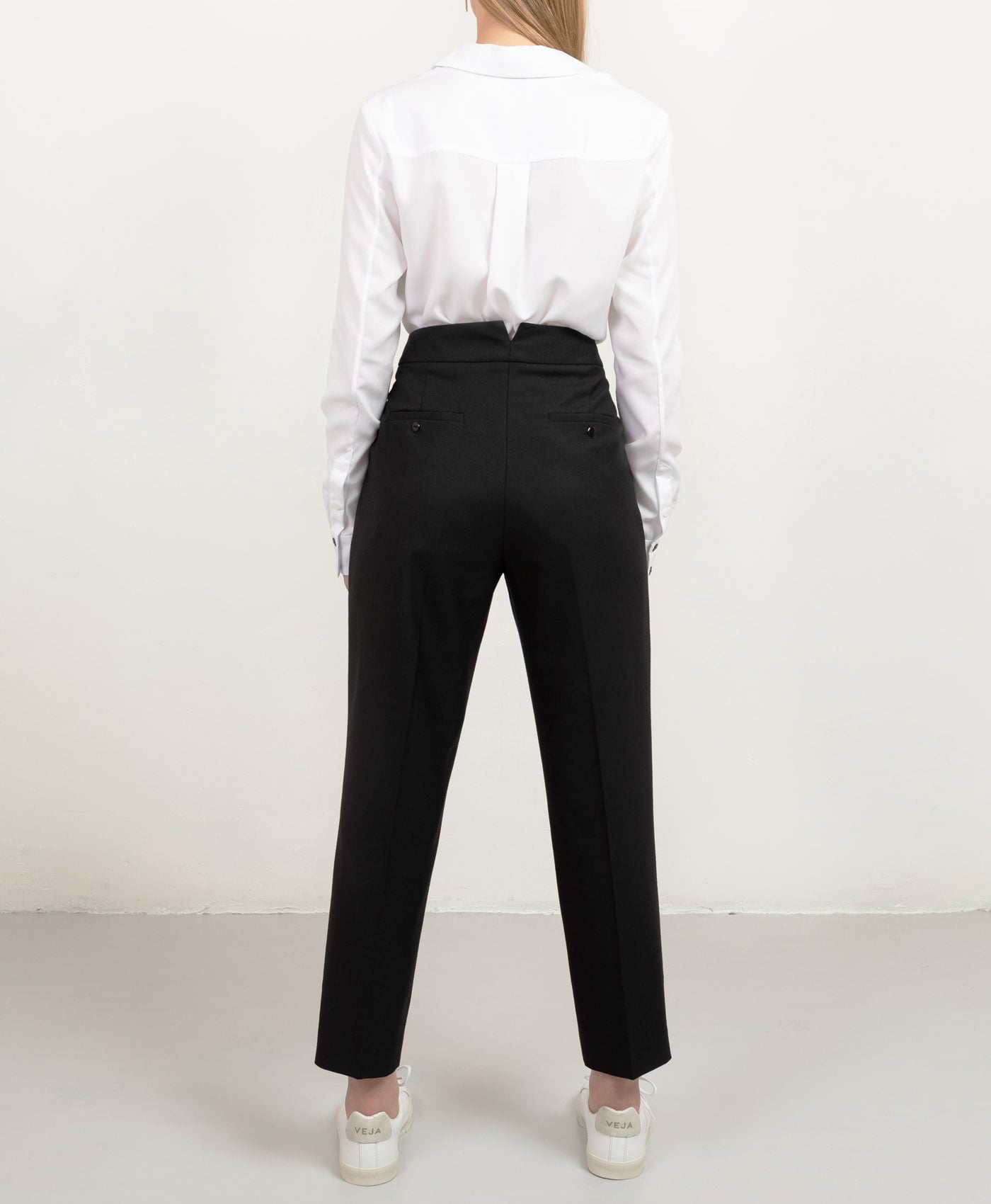 Cropped pleated wool trouser