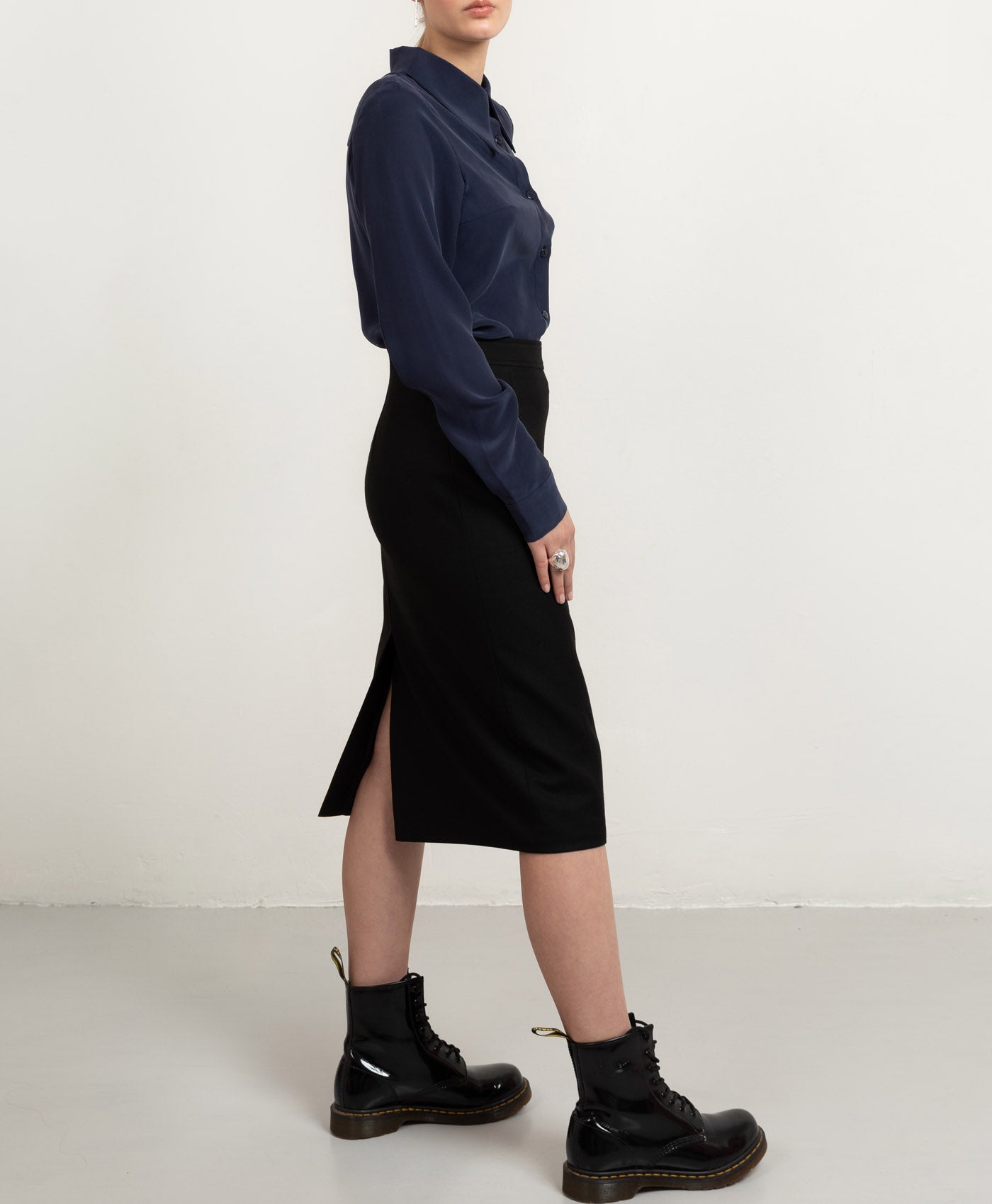 Knee-length prime pencil skirt