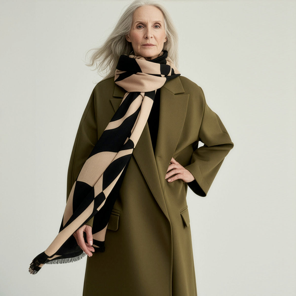 Wool and silk scarf Circle Print