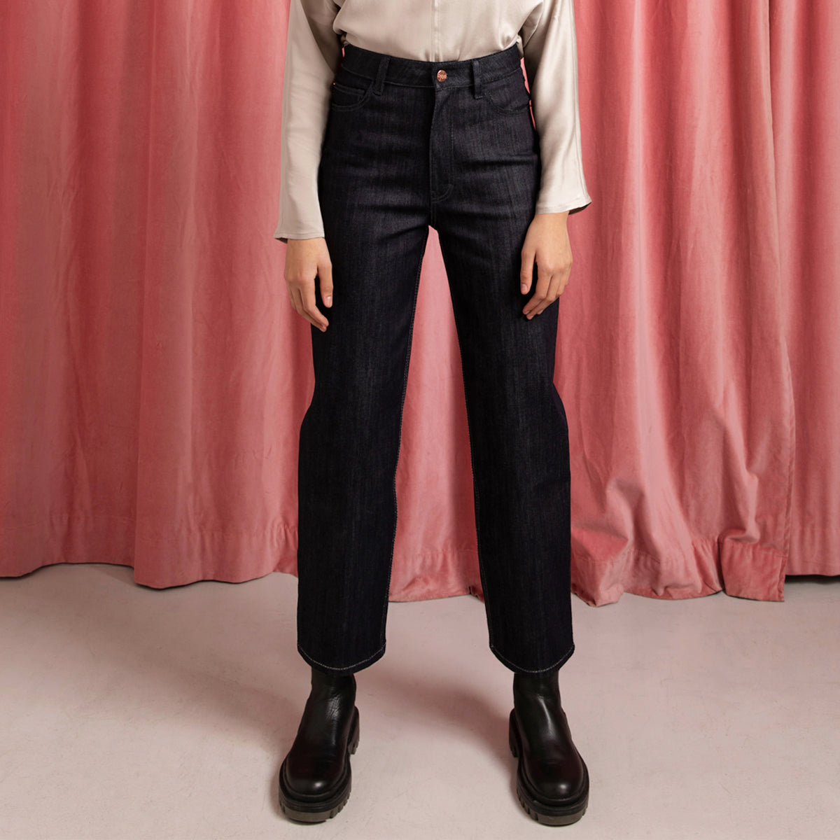 Dark blue wide leg jeans with matching stitches