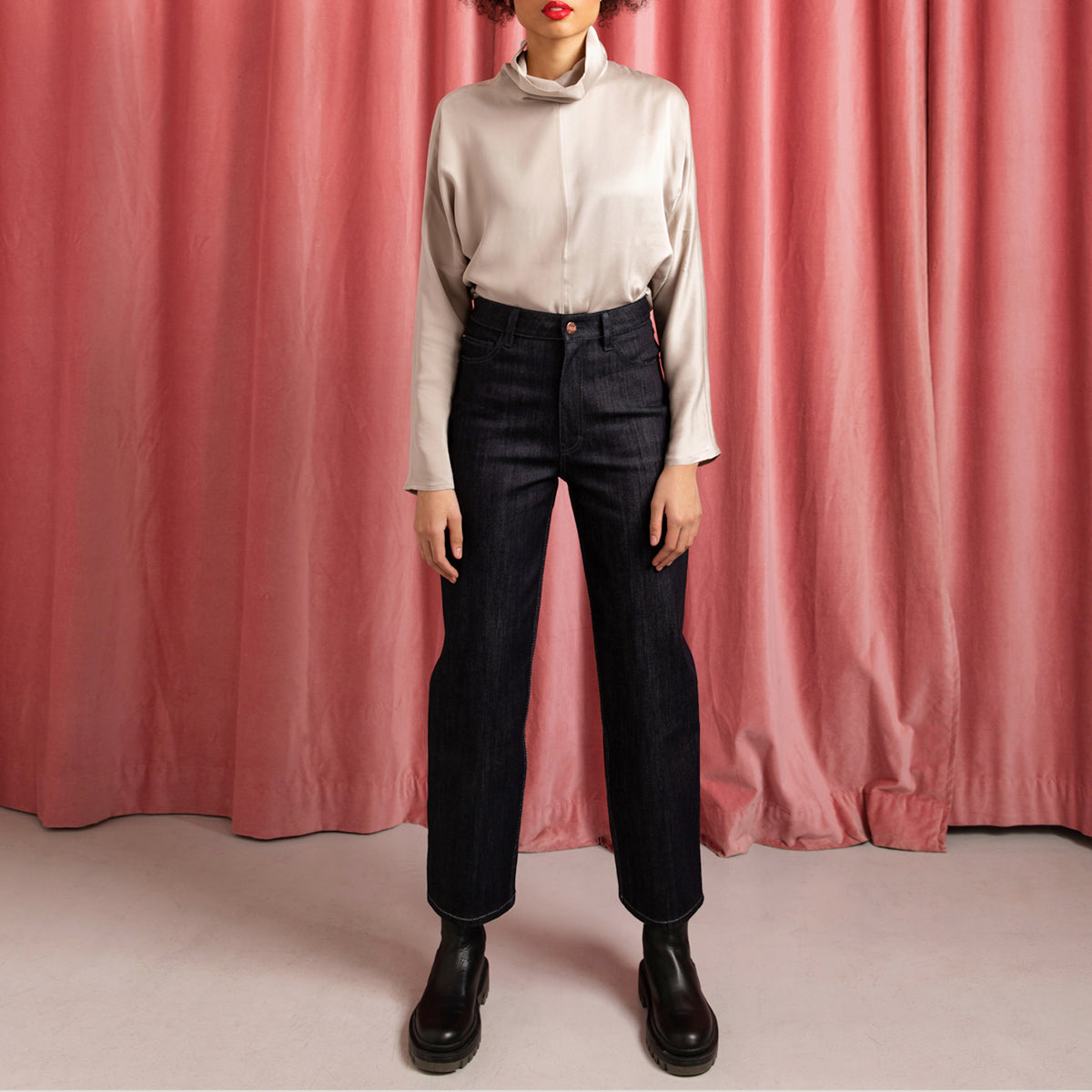 Dark blue wide leg jeans with matching stitches