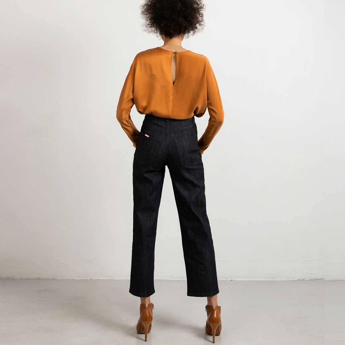 Dark blue wide leg jeans with matching stitches