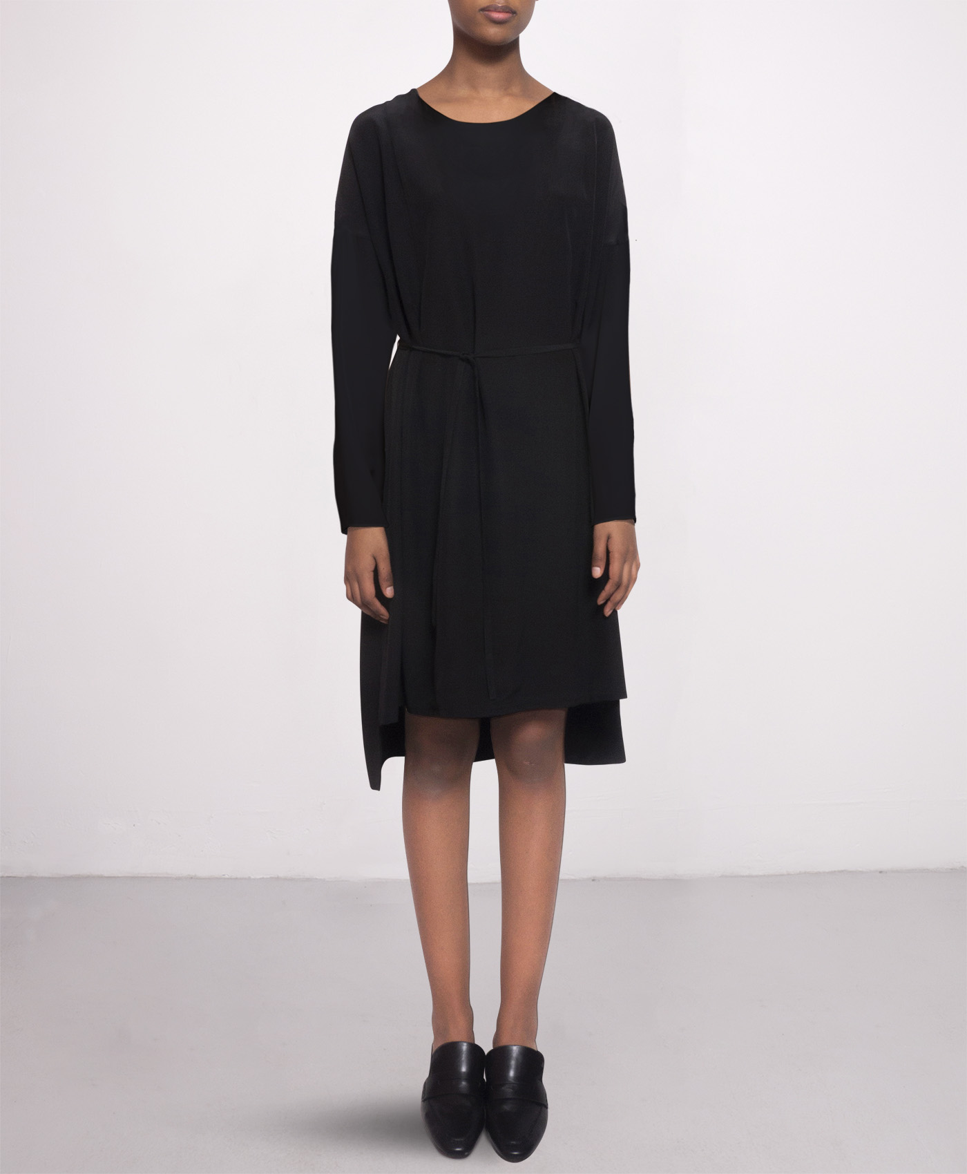 Knee-length day silk dress in Black LS RN - Studio Heijne