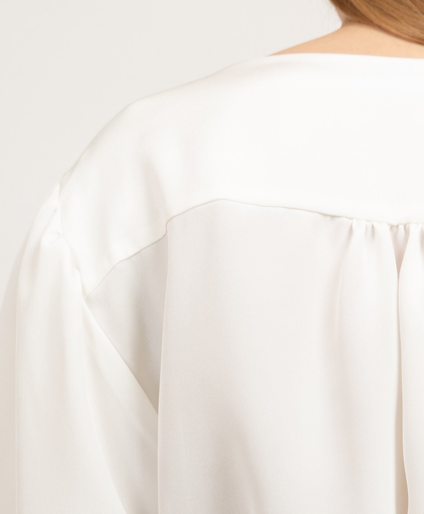 Blaze silk crepe blouse off-white by Studio Heijne