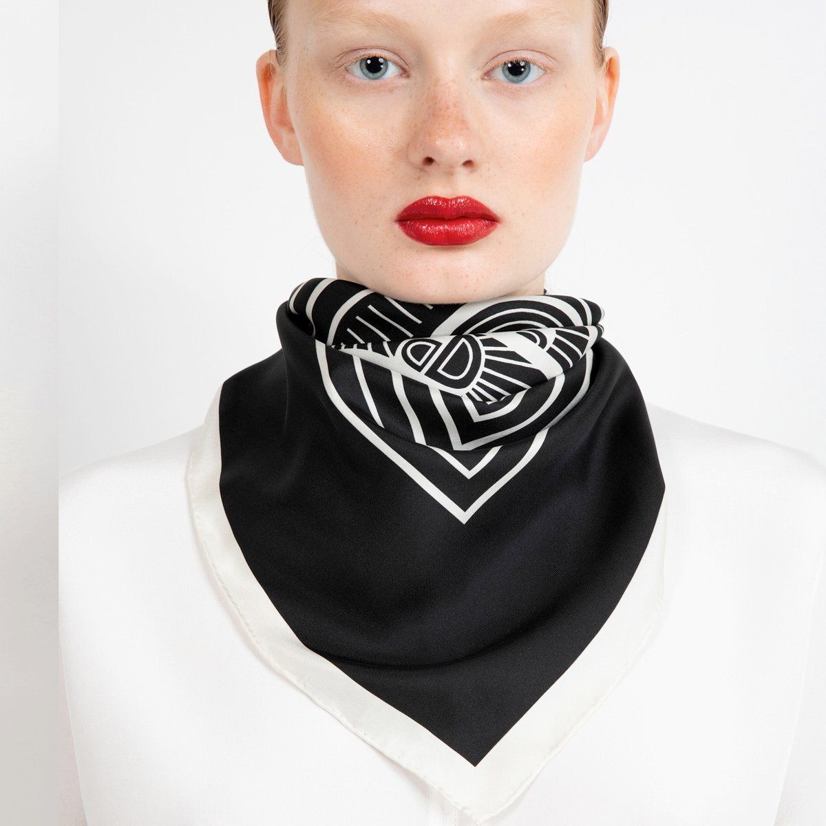Silk scarf black